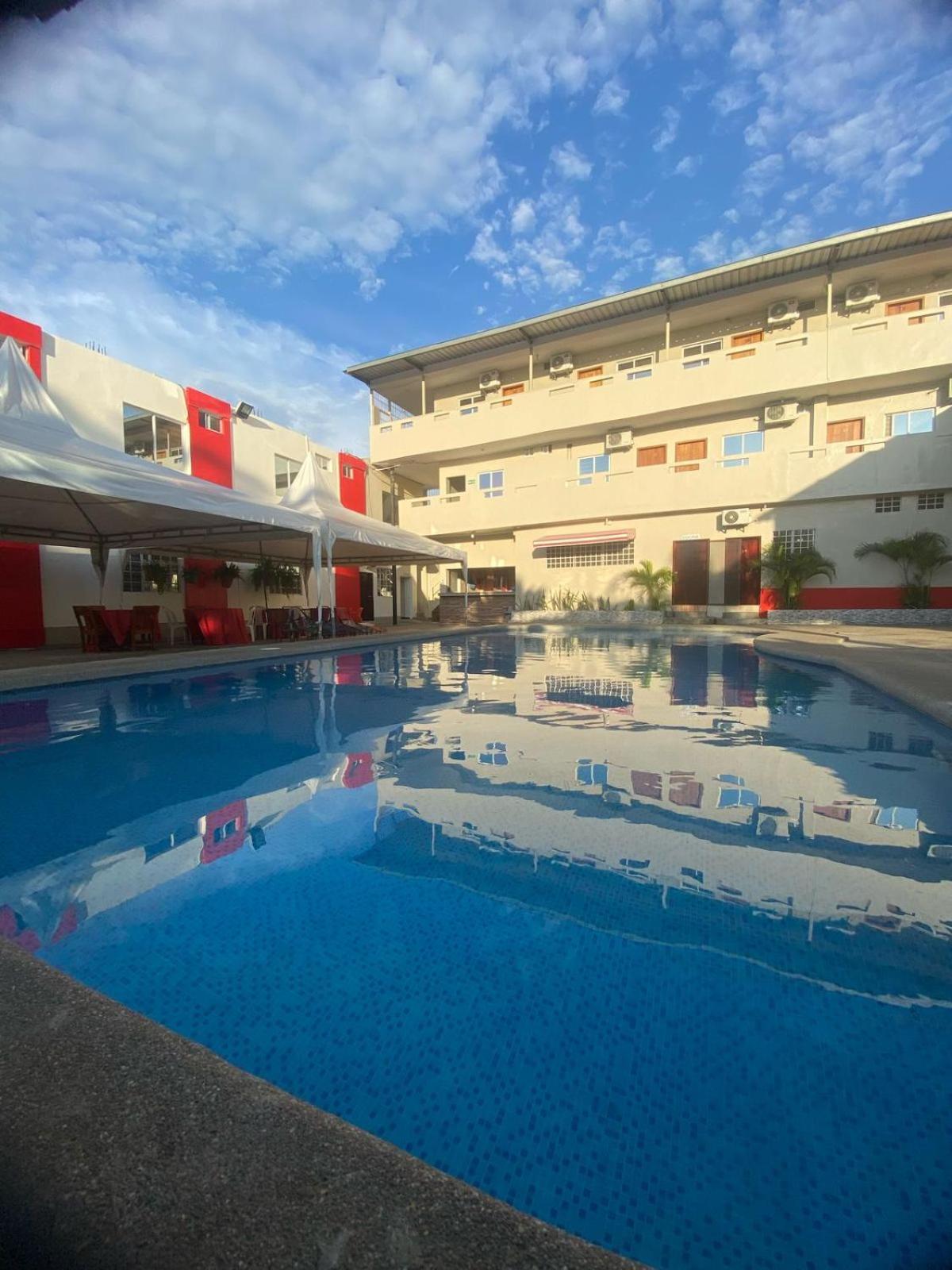 Hotel Pikeiro Blue Manta Kültér fotó